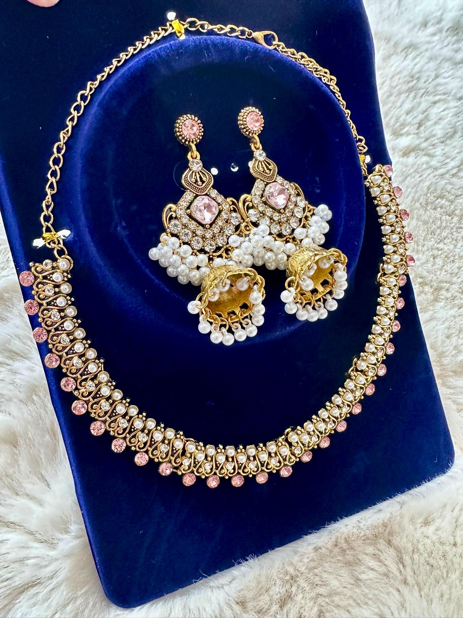 Beautiful Necklace and Earring Set